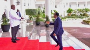 Farmaajo iyo Madaxweynaha Uganda