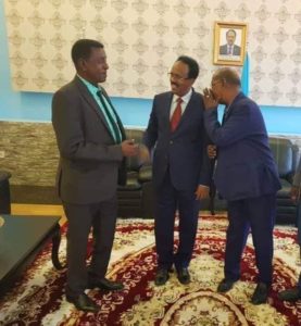 Xasan Adan Samatar iyo Farmaajo