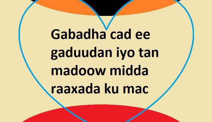 Gabadha cad ee gaduudan iyo tan madoow midda raaxada ku mac