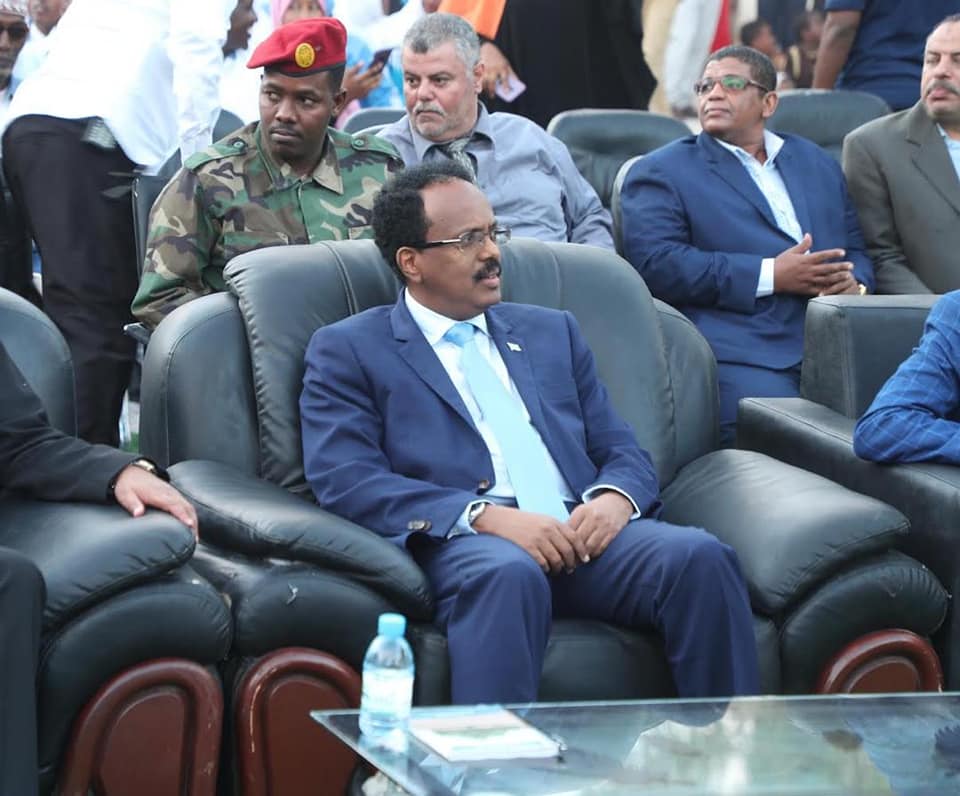 Farmaajo iyo bulshada magaalada Muqdisho