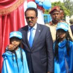 Farmaajo iyo Xasan Sheekh dadka kala taageero