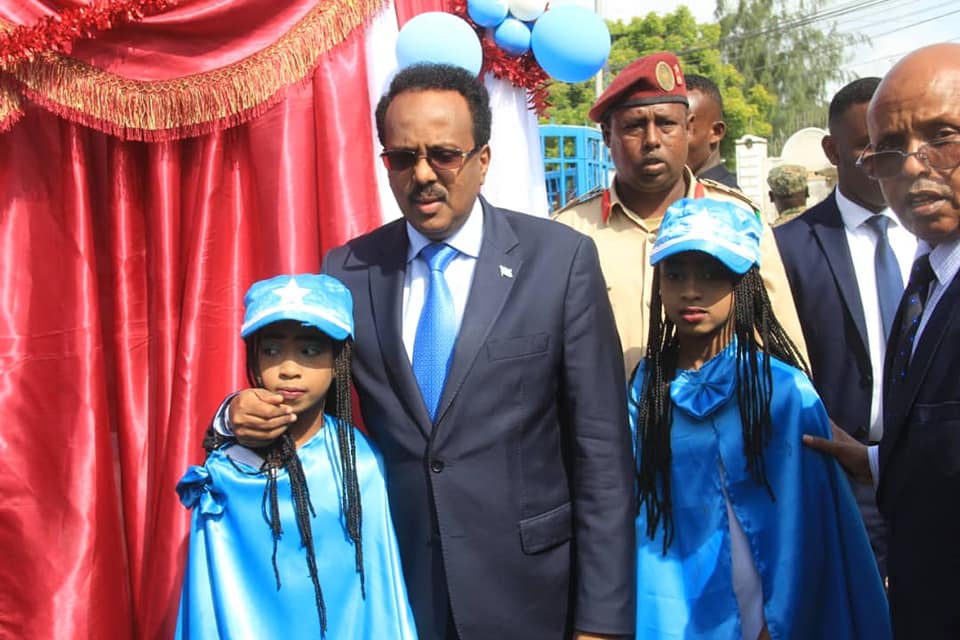 Farmaajo iyo Xasan Sheekh dadka kala taageero