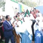 Farmaajo iyo shacabka gaar ahaan haweenka iyo hooyooyinka