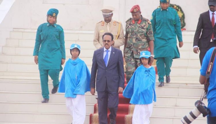 Farmaajo iyo xafladda 26-ka juunyo