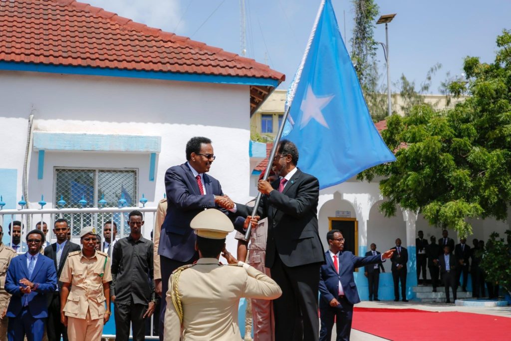 Sawirada talawareejinta Farmaajo iyo Xasan Sheekh