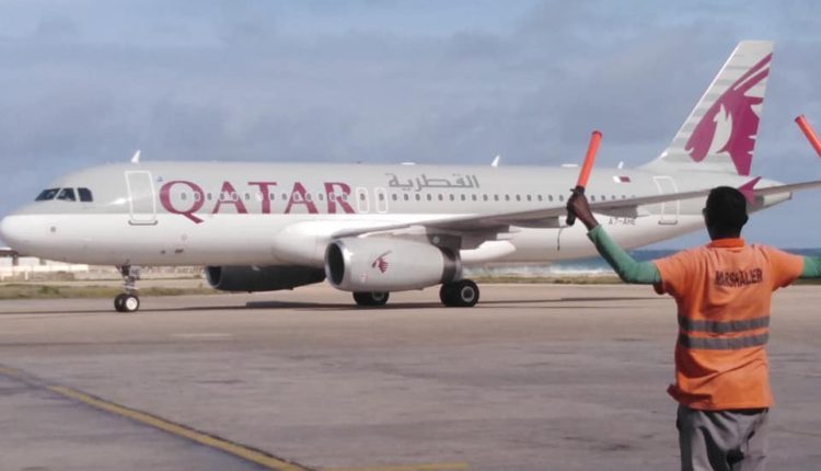 Sawirada Qatar airways oo Muqdisho tagtay (5)