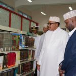 Uhuru Kenyatta oo salaad la tukaday muslimiinta Kenya