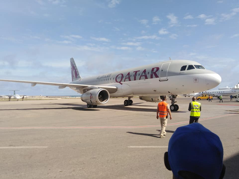 Qatar Airways sida Muqdisho loogu soo dhoweeyay sawiro